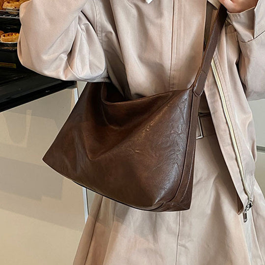 Damen Umhängetasche aus weichem, hochwertigem Leder mit elegantem Design Nord Taschen