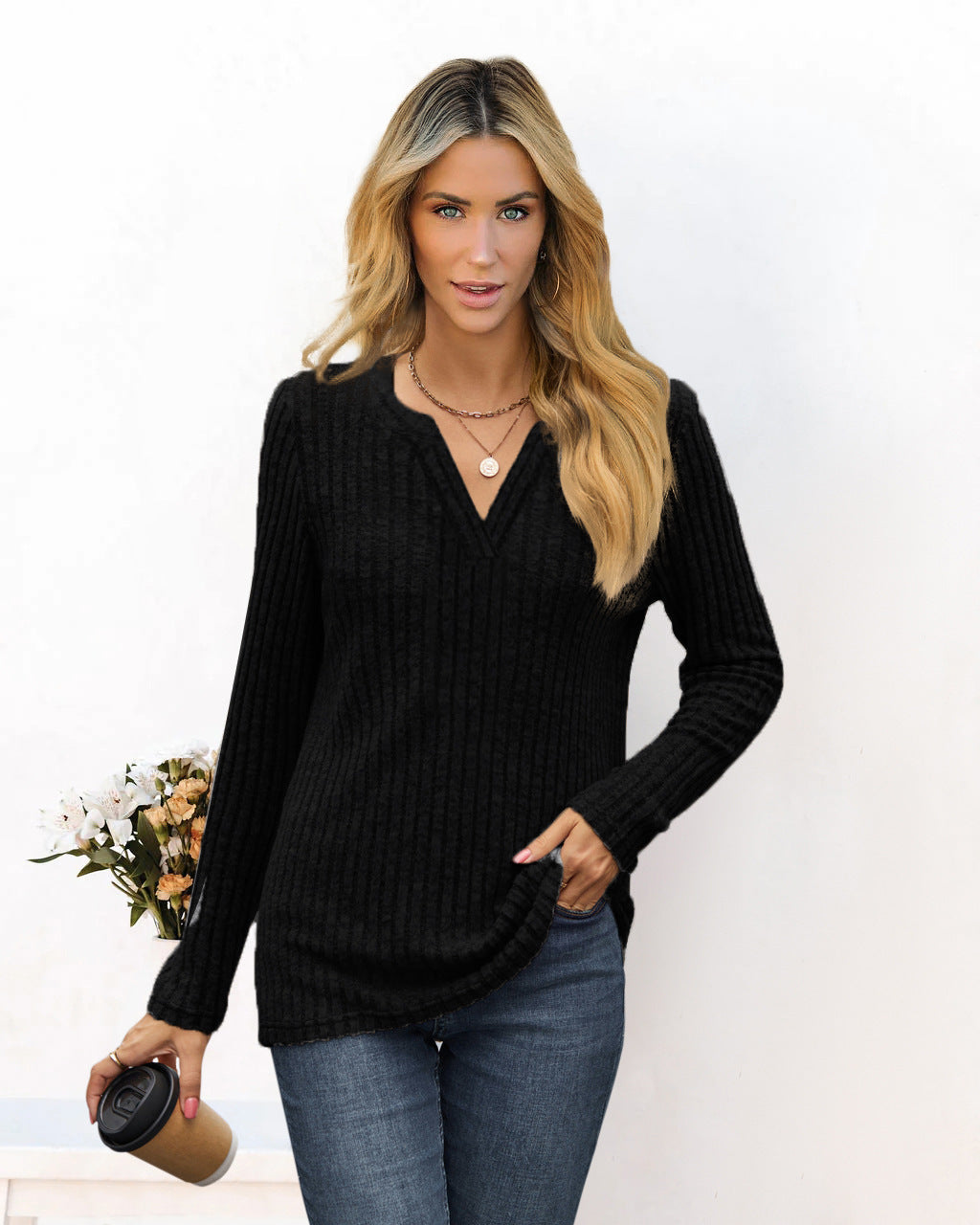 Damen Feines Ripp-Strickshirt mit tiefem V‑Ausschnitt und Tunika‑Länge Nord Taschen