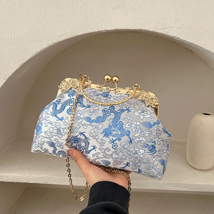 Damen Glamouröse Clutch mit hochwertiger Metallverzierung Nord Taschen