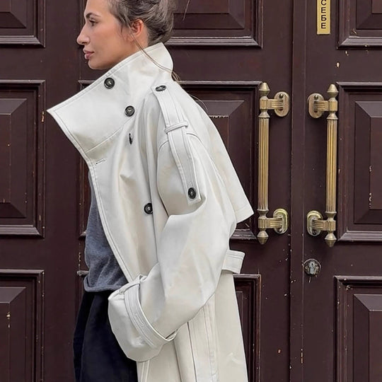 Damen tailloser Long-Trenchcoat im Oversize-Schnitt mit doppelter Knopfleiste und Schulterklappen Nord Taschen