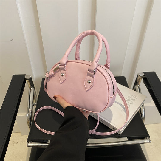 Damen elegante Umhängetasche aus hochwertigem Kunstleder mit abnehmbarem Schulterriemen Nord Taschen
