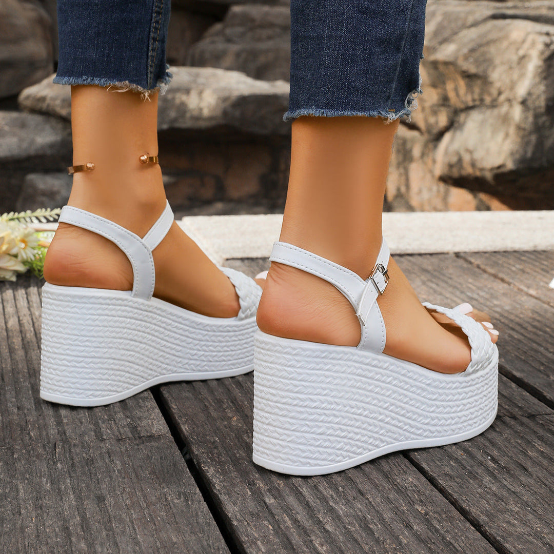 Damen Plateau-Sandalen mit geflochtenem Riemendesign Nord Taschen