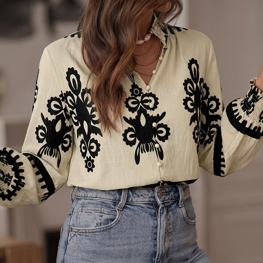 Damen Lockeres Blusenshirt mit Folklore‑Print, Rüschenkragen und Smok‑Ärmelbündchen Nord Taschen