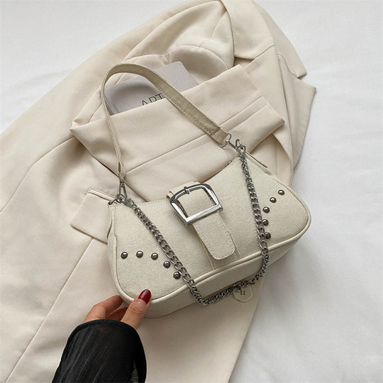 Damen modische Umhängetasche mit dekorativem Kettenriemen und stylischem Verschluss Nord Taschen