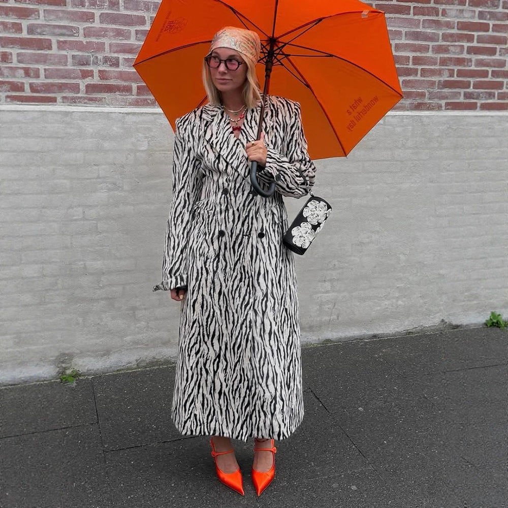 Damen Zweiteiliges Zebra-Muster Mantel- und Minirock-Set aus strukturiertem Webstoff Nord Taschen