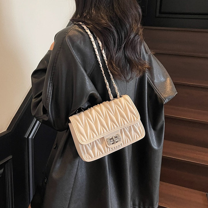 Damen elegante Umhängetasche mit edler Steppung Nord Taschen