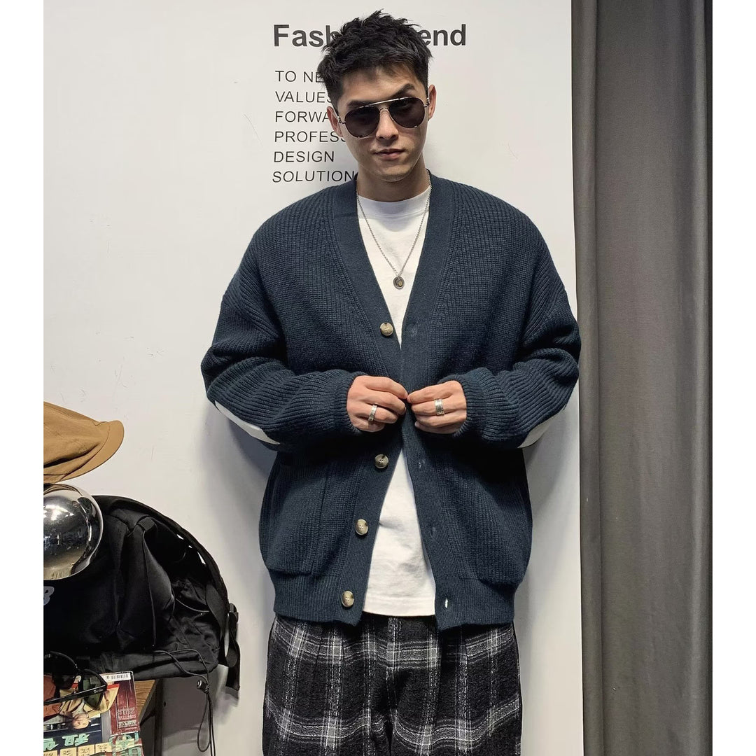 Herren Moderne Strickjacke mit Knopfleiste Nord Taschen