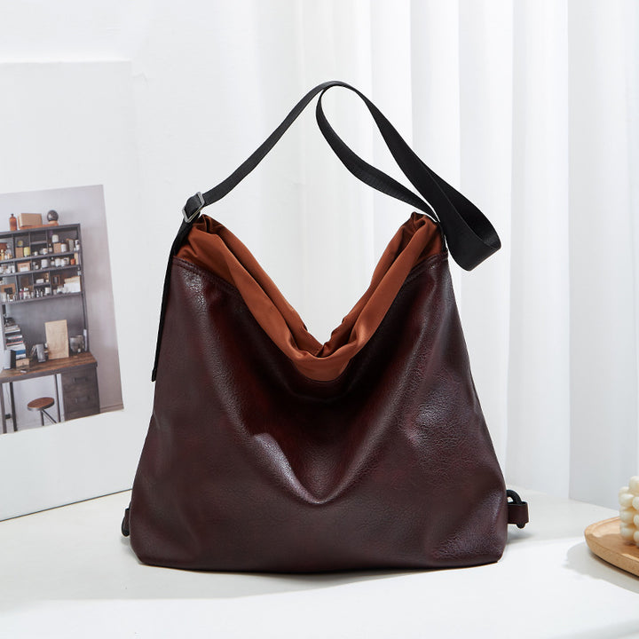 Damen Hobo-Tasche aus hochwertigem, geschmeidigem Kunstleder mit praktischem Faltendesign Nord Taschen