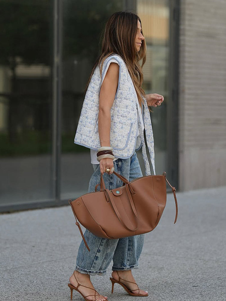 Damen Geräumiger Leder-Shopper mit geschwungener Silhouette und Magnetverschluss Nord Taschen