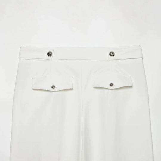 Damen Hochgeschnittene weite Hose mit sichtbarer Knopfleiste und Bundriegel Nord Taschen