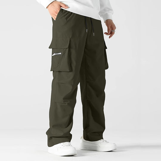Herren weite Utility-Cargohose mit Tunnelzugbund, Knieabnähern und Multifachtaschen Nord Taschen