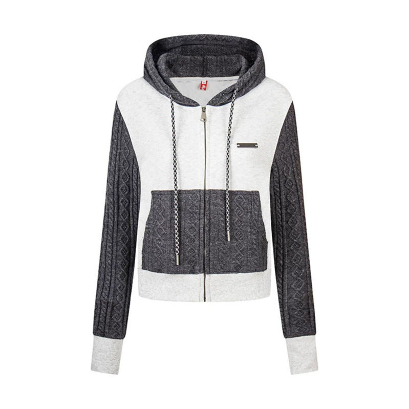 Damen Kurz geschnittene Kapuzen-Jacke mit Strukturstrick-Paneelen, Kordelzug und Metall-Reißverschluss Nord Taschen