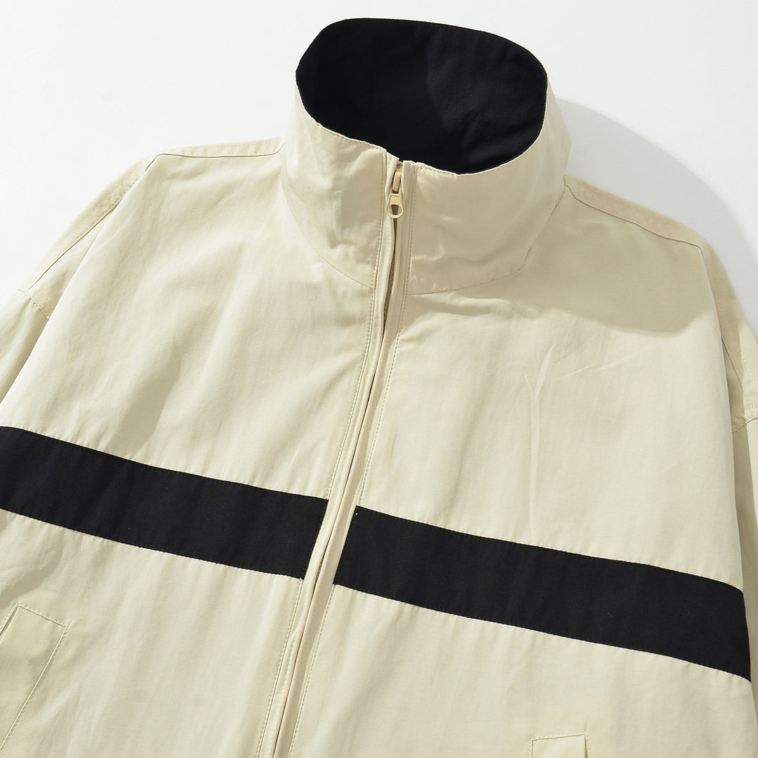 Damen Oversize Trackjacke mit Stehkragen, durchgehendem Reißverschluss und Kontraststreifen Nord Taschen