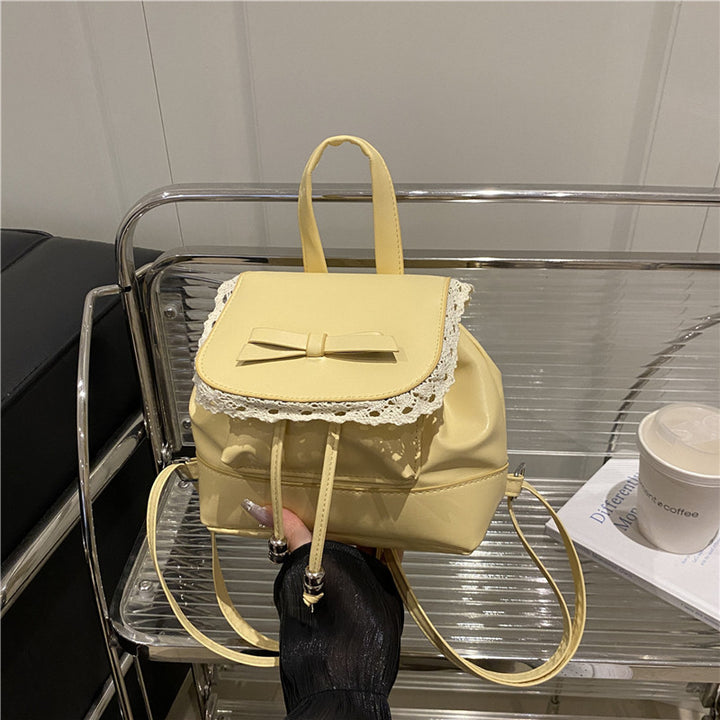 Damen Rucksacktasche mit verspieltem Spitzenaufsatz Nord Taschen