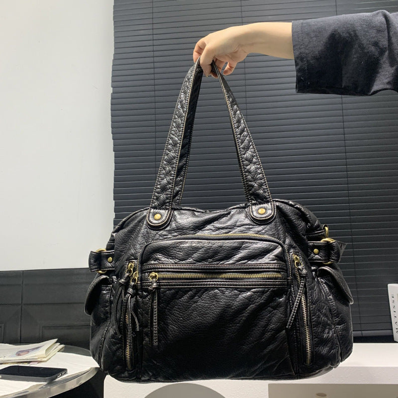 Damen Hobo-Tasche mit eleganten Reißverschlussfächern und modischem Look Nord Taschen