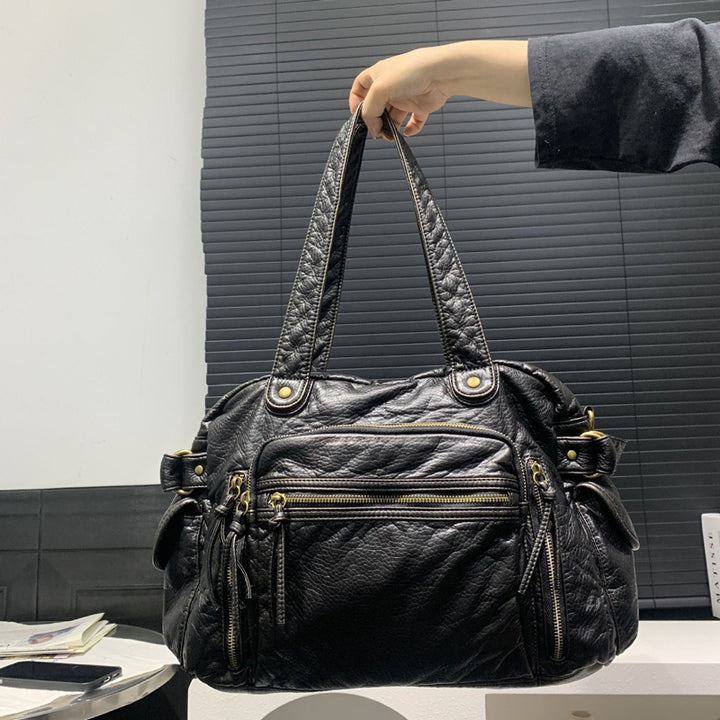 Damen Hobo-Tasche mit eleganten Reißverschlussfächern und modischem Look Nord Taschen