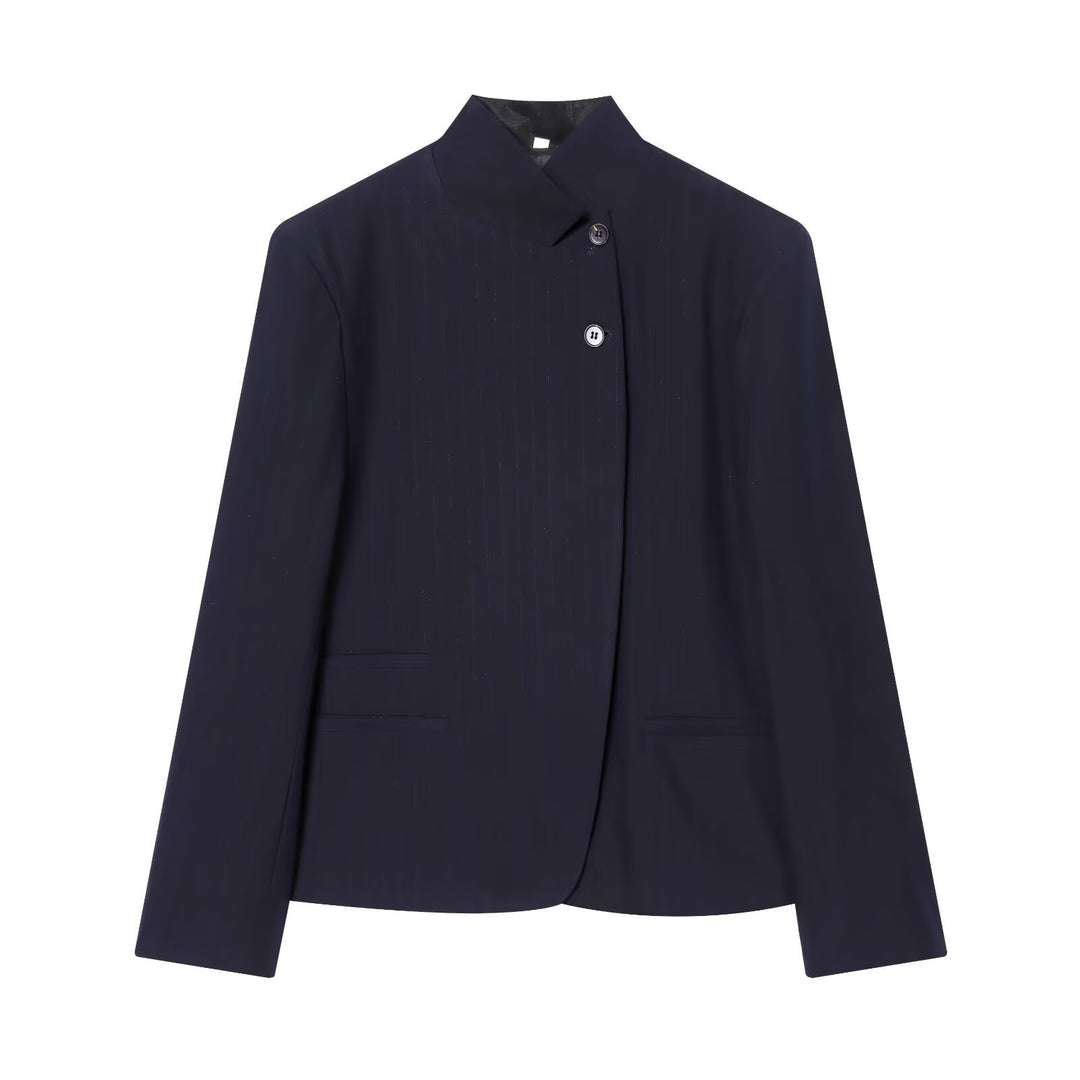 Damen Minimalistischer Kurzblazer mit Stehkragen und verdeckter Zweiknopf-Leiste Nord Taschen