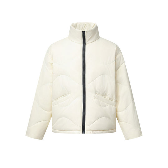 Damen Kurz geschnittene wattierte Steppjacke mit Wellensteppung und hohem Stehkragen Nord Taschen
