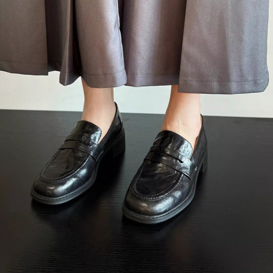 Damen Leder-Pennyloafer mit Mokassin-Naht und profilierter Laufsohle Nord Taschen