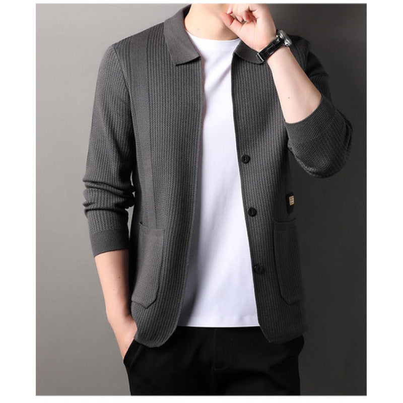 Herren Feinstrukturierte Strickjacke mit Hemdkragen, Knopfleiste und aufgesetzten Taschen Nord Taschen
