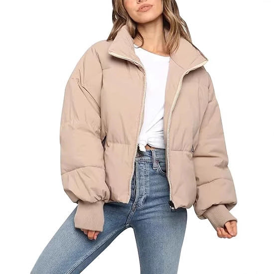 Damen Kurz geschnittene Stepp-Winterjacke mit Stehkragen, Reißverschluss und Rippbündchen Nord Taschen