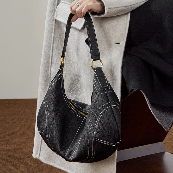 Damen Hobo-Tasche mit innovativer Form und hochwertiger Lederverarbeitung Nord Taschen