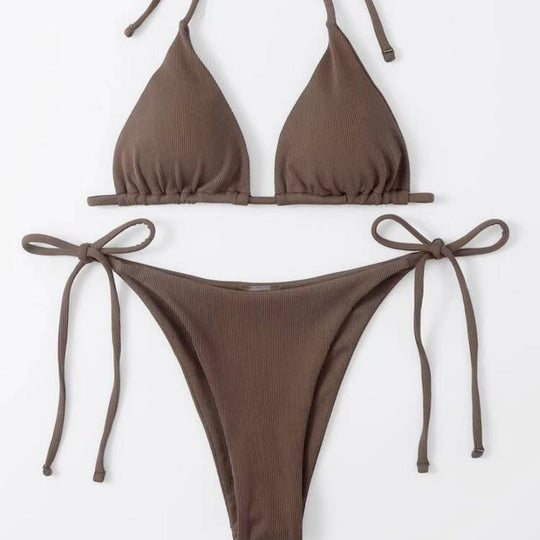 Damen Triangel-Bikini mit verstellbaren Bändern und raffinierten Schnürdetails
