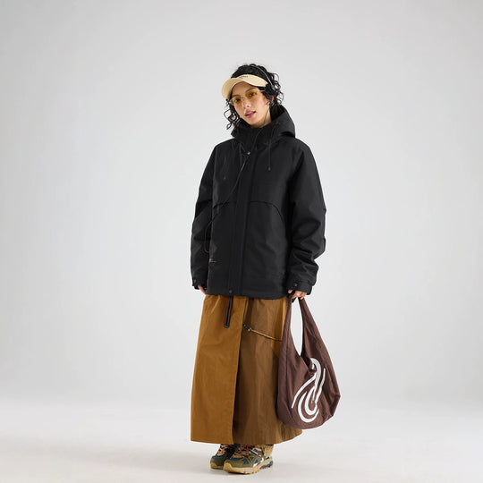 Damen Wasserfeste atmungsaktive Kapuzenjacke im technischen Oversize-Schnitt Nord Taschen