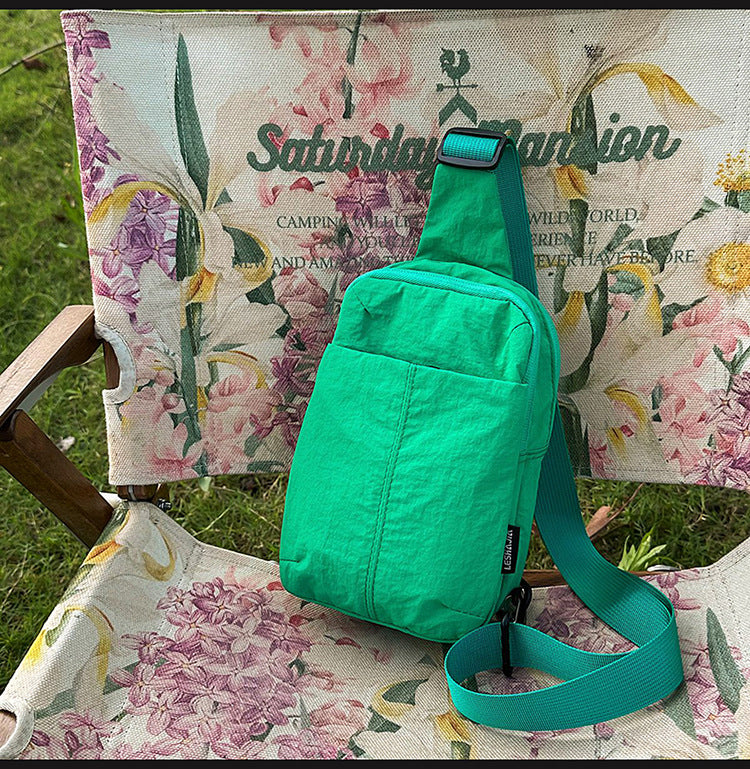 Damen Umhängetasche mit minimalistischem Design und praktischem Fächerlayout Nord Taschen