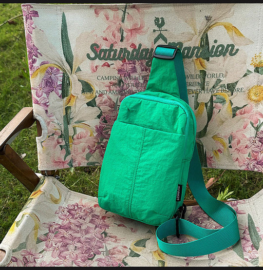 Damen Umhängetasche mit minimalistischem Design und praktischem Fächerlayout Nord Taschen
