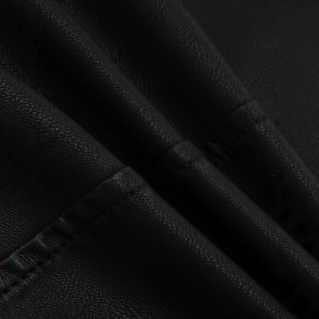 Damen Taillierte Bikerjacke aus Kunstleder mit gesteppter Schulterpartie und asymmetrischem Reißverschluss Nord Taschen
