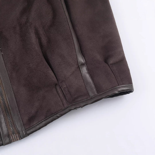 Herren Kurz geschnittene Lammfelljacke mit asymmetrischem Reißverschluss und Lederbesatz Nord Taschen