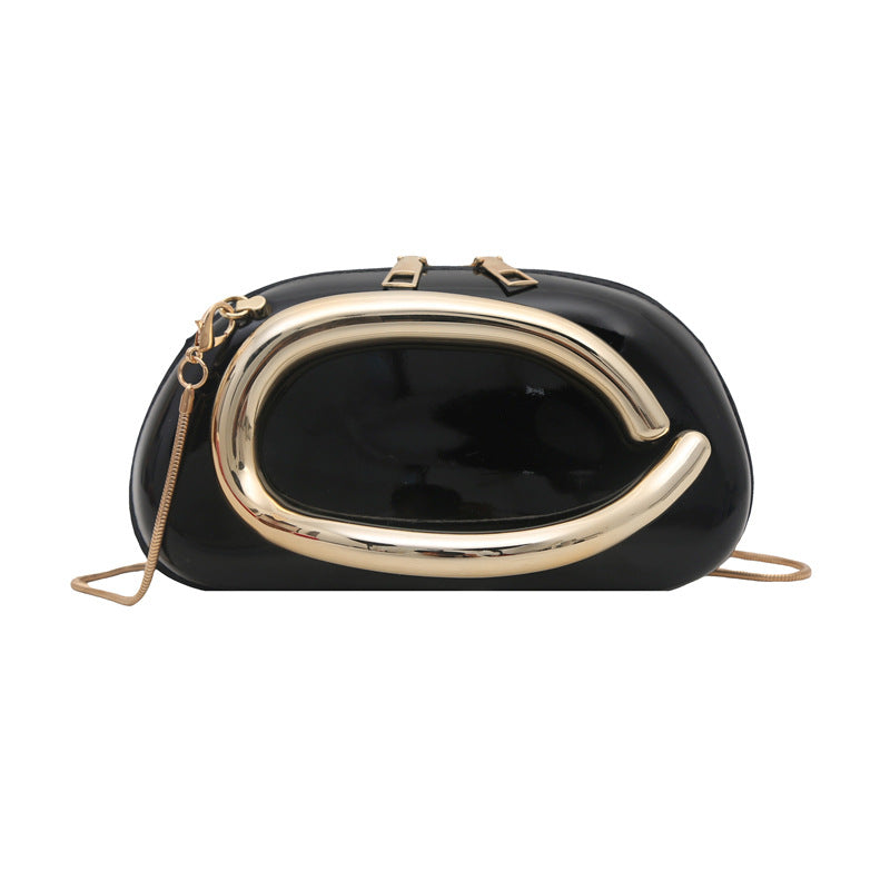 Damen Handtasche mit innovativem Kettenverschluss und funkelndem Design Nord Taschen