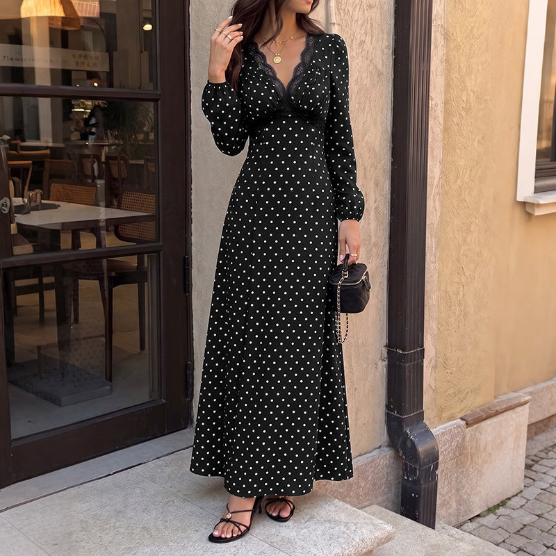 Damen Polka‑Dot Maxikleid mit Spitzen‑V-Ausschnitt, Empire‑Taillenlinie und langem Fließrock Nord Taschen