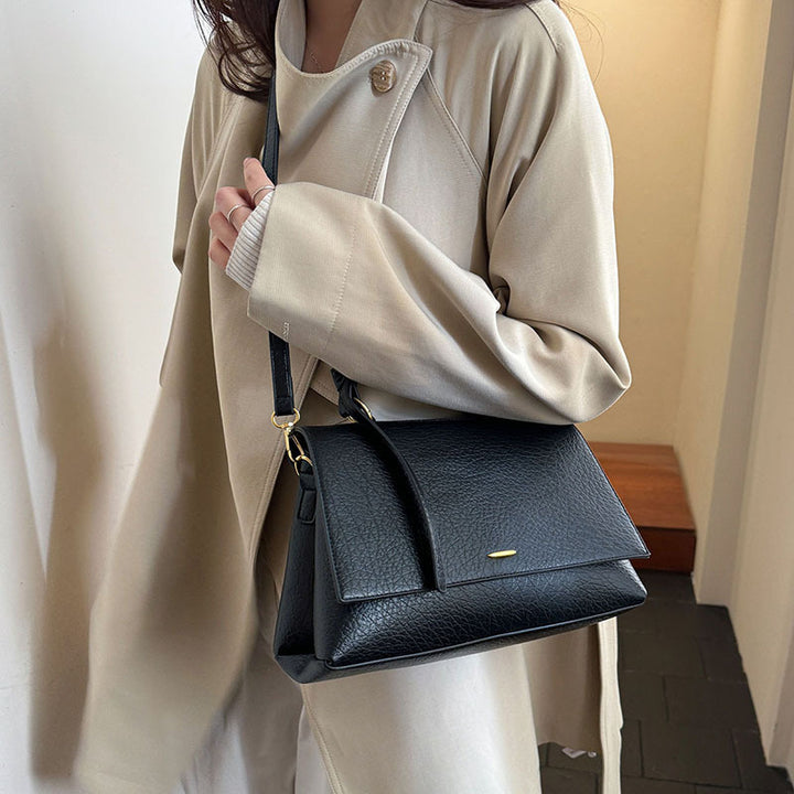 Damen hochwertige Handtasche mit elegantem Klappverschluss Nord Taschen