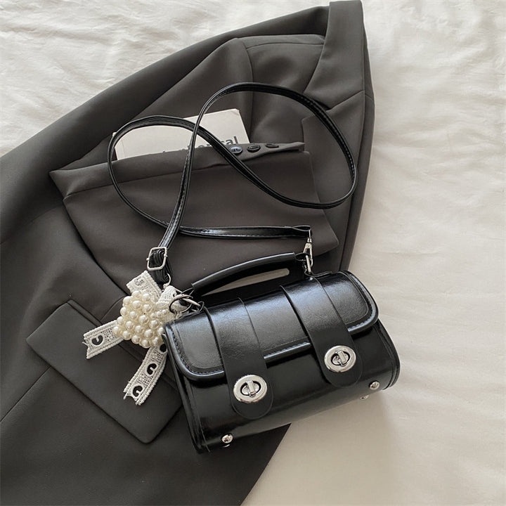 Damen Mini-Handtasche mit dekorativen Details Nord Taschen