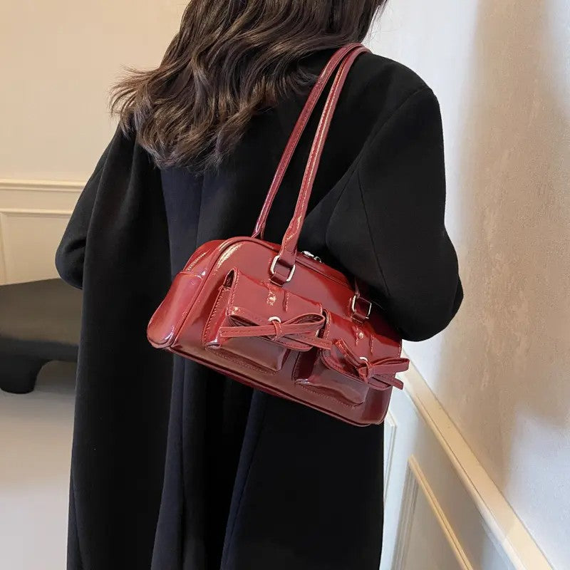Damen Handtasche mit süßen Knotenapplikationen und praktischem Stauraum Nord Taschen