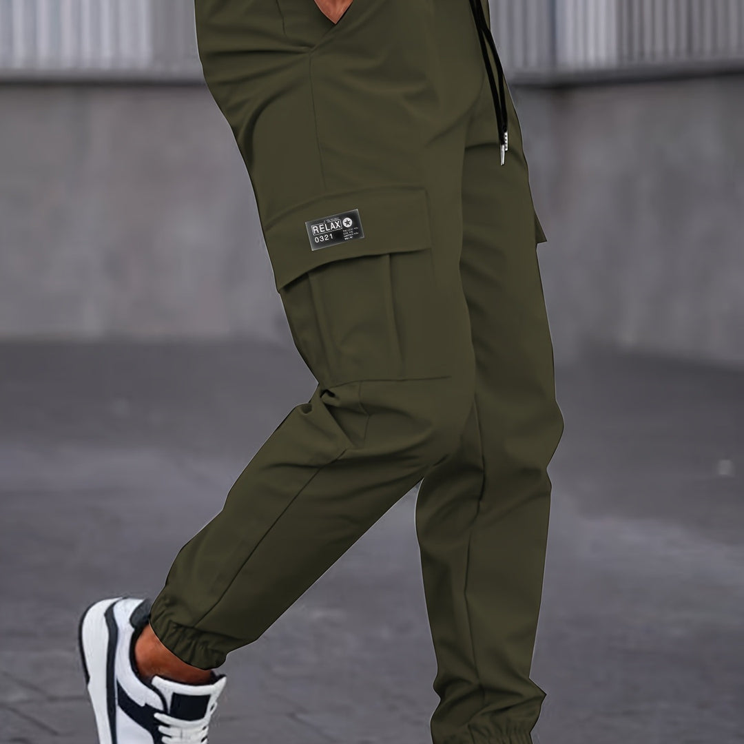 Herren Cargo-Jogginghose mit Tunnelzug, tapered Schnitt & aufgesetzten Klappentaschen Nord Taschen