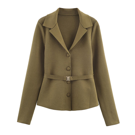 Damen Taillierter Strickblazer mit Reverskragen, verdeckter Knopfleiste und Filigranem Taillengürtel Nord Taschen