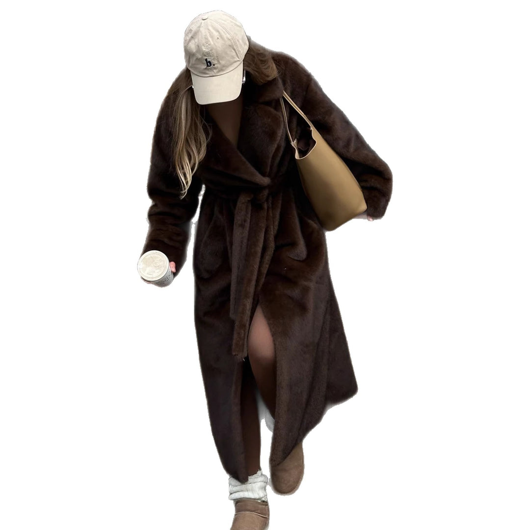 Damen eleganter langfloriger Kunstpelzmantel mit Kapuze und taillierter Silhouette Nord Taschen