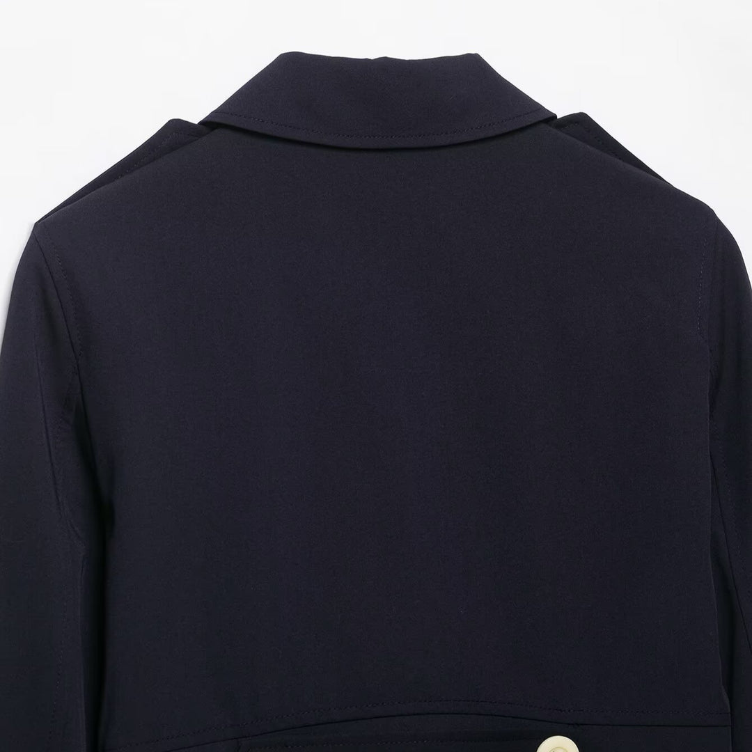 Damen Kurzjacke im Fieldstil mit Epauletten, aufgesetzten Pattentaschen und markanten Zierknöpfen Nord Taschen