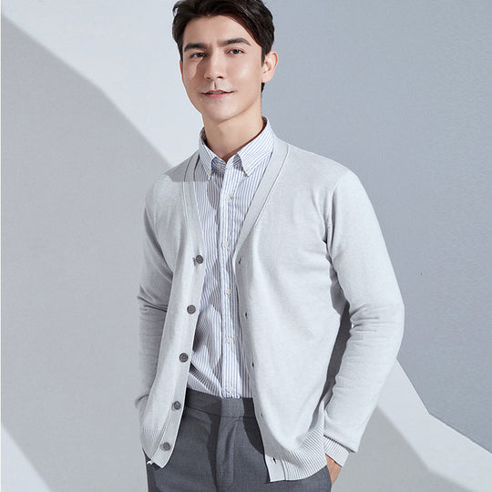 Herren Leichter Feinstrick-Cardigan mit V‑Ausschnitt und Business‑Silhouette Nord Taschen