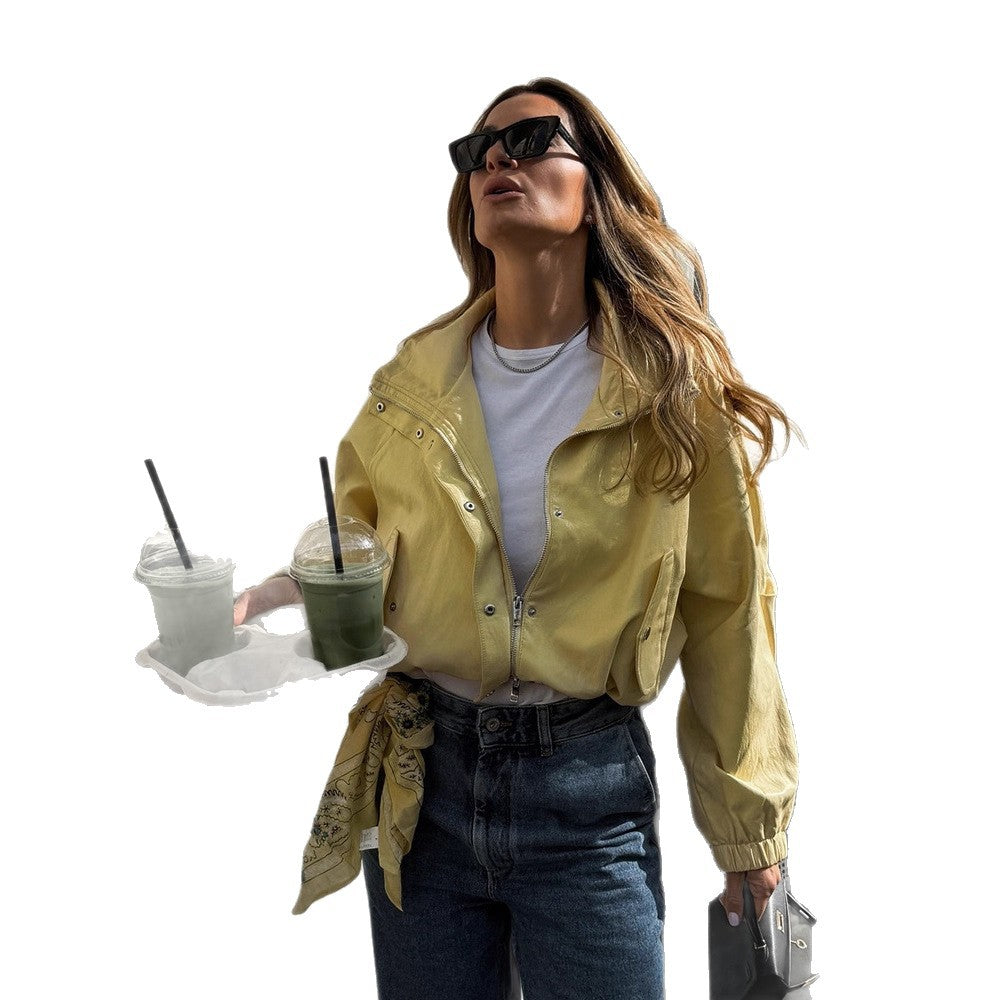 Damen Kurze Satinoptik-Bomberjacke mit Reißverschluss, Druckknöpfen & elastischen Bündchen Nord Taschen