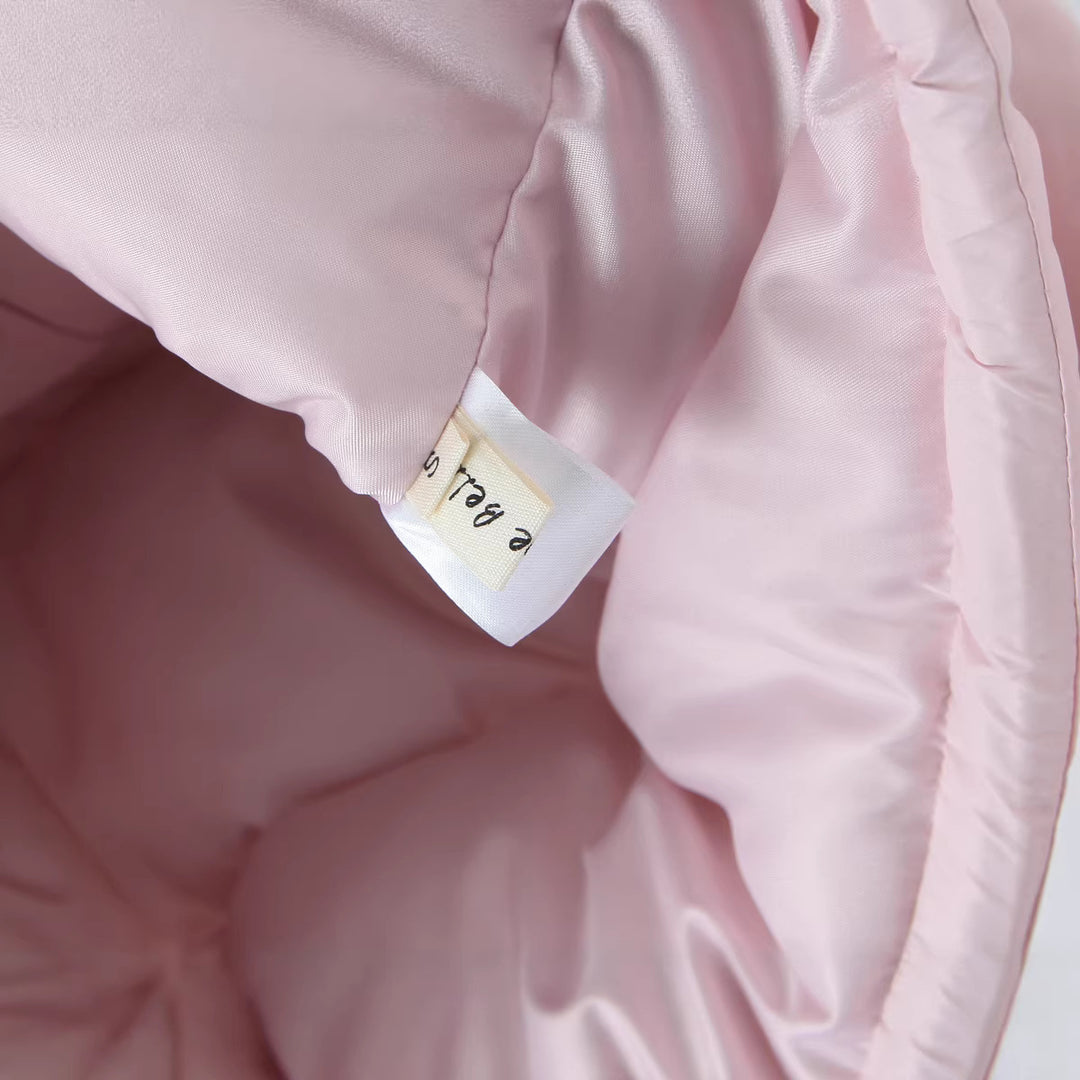 Damen Kurze boxy Funktionsjacke mit Kapuze, wattierter Isolierung und diagonalen Reißverschlusstaschen Nord Taschen