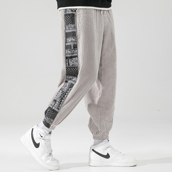 Herren Cord-Jogger mit Bandana-Seiteneinsatz, elastischem Bund, schmal zulaufender Knöcheln und geripptem Strukturstoff Nord Taschen