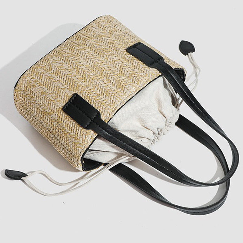 Damen Strandtasche mit geflochtenem Design und praktischer Kordelzugöffnung Nord Taschen