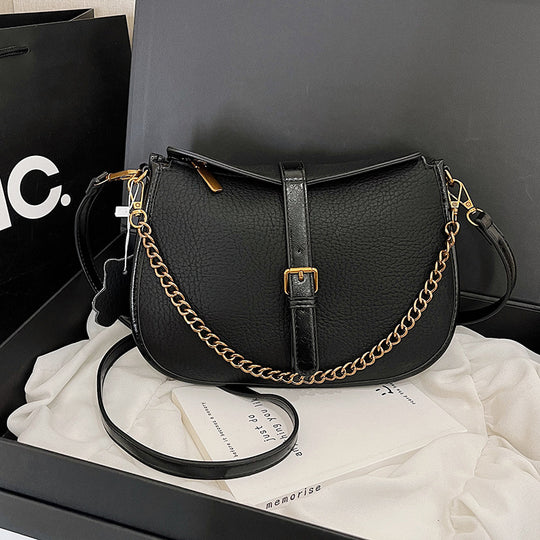 Damen elegante Umhängetasche mit goldener Kette Nord Taschen