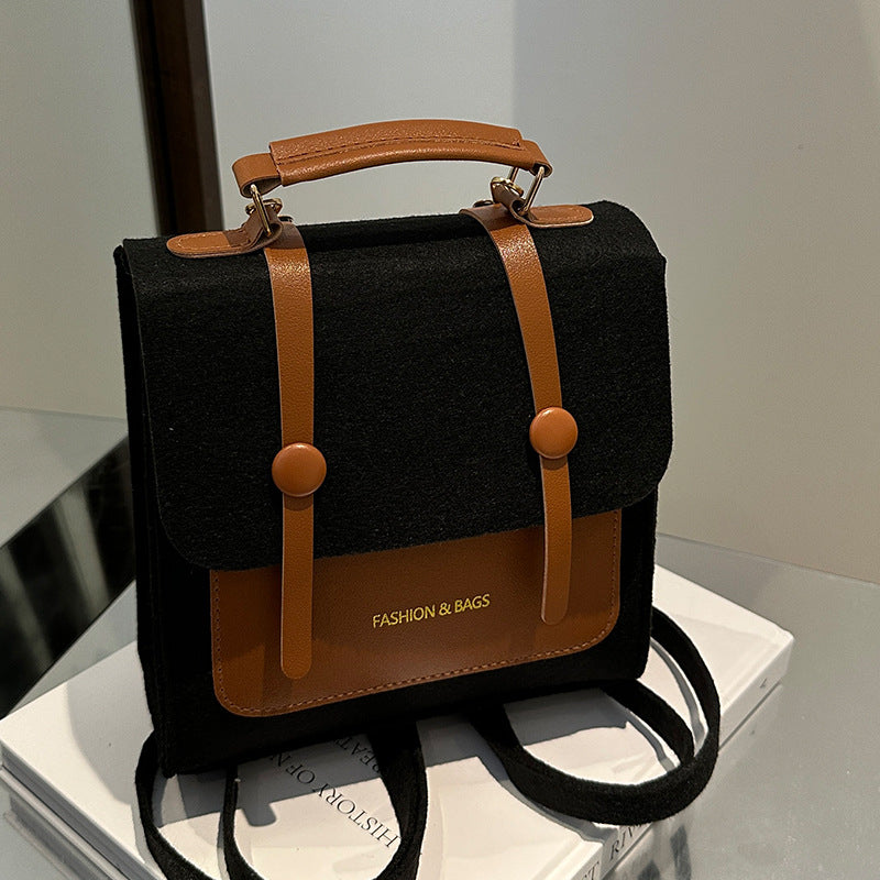 Damen Rucksacktasche mit modischem Plüsch-Anhänger Nord Taschen