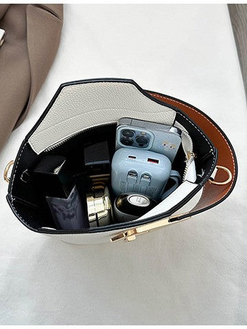 Damen Tragetasche im modernen Design mit elegantem Kettenverschluss Nord Taschen