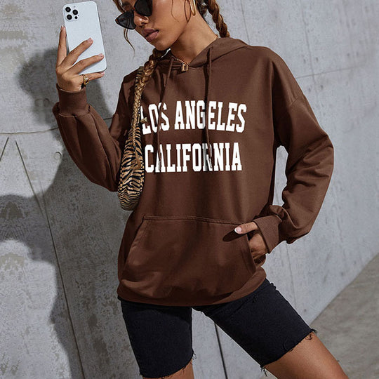 Damen Oversize-Kapuzenpullover im Collegestyle mit Kängurutasche, Retro-Logoprint und French-Terry-Futter Nord Taschen